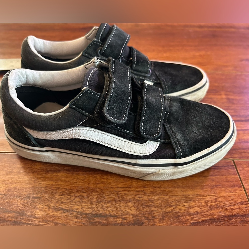 Vans sneakers for big kids size2